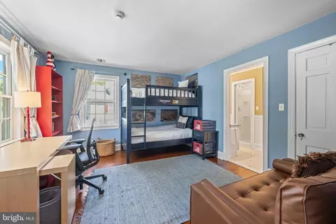 Bedroom - 230 S Wayne Ave, Wayne, PA 19087 photo 3 of 7