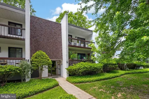 20 Dougherty Blvd #L-4, Glen Mills, PA 19342