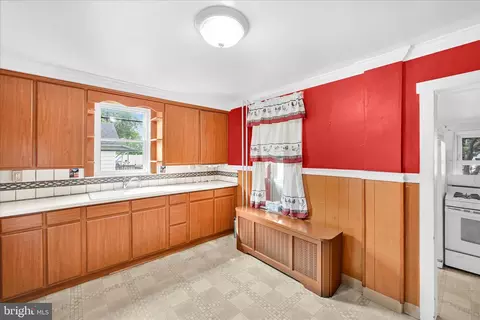 Other - 1666 Ward St, Marcus Hook, PA 19061 photo 3 of 8