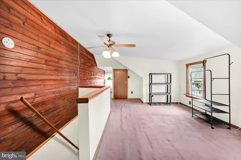 Entry Way - 1666 Ward St, Marcus Hook, PA 19061 photo 4 of 4