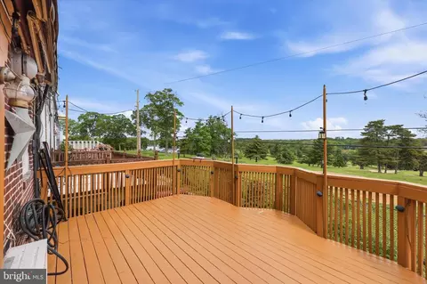 Exterior - 110 Academy Ln, Upper Darby, PA 19082 photo 1 of 3