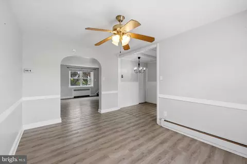Entry Way - 110 Academy Ln, Upper Darby, PA 19082 photo 1 of 1