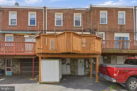 Exterior - 110 Academy Ln, Upper Darby, PA 19082 photo 3 of 3