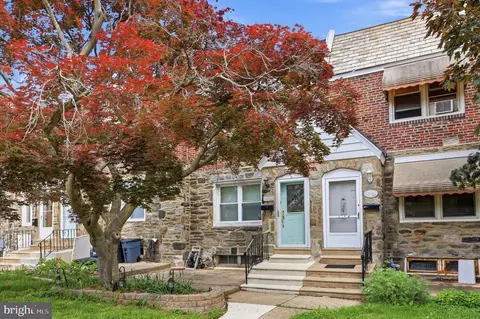 110 Academy Ln, Upper Darby, PA 19082