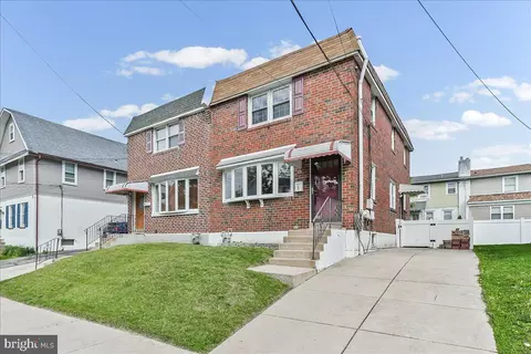2 S Bonsall Ave, Glenolden, PA 19036