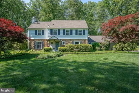 734 Woodcrest Rd, Wayne, PA 19087