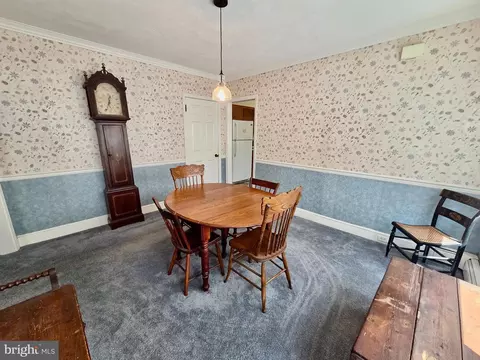 Dining - 41 Wayne Ave, Springfield, PA 19064 photo 2 of 3