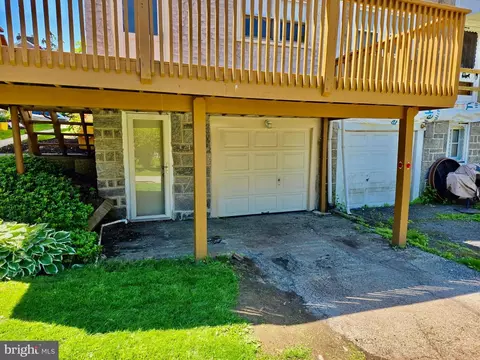 Exterior - 41 Wayne Ave, Springfield, PA 19064 photo 5 of 5