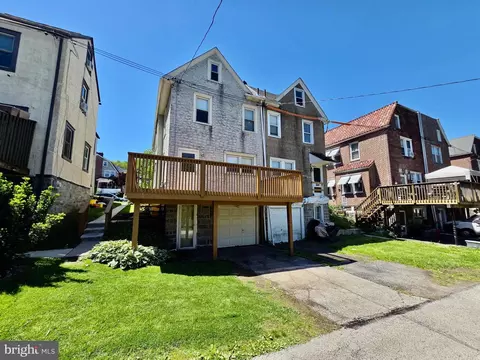 Exterior - 41 Wayne Ave, Springfield, PA 19064 photo 4 of 5
