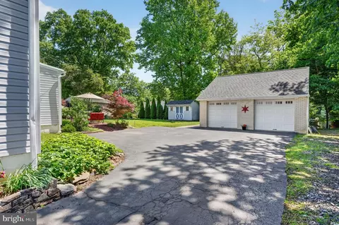 2225 E Helms Mnr, Ogden, PA 19061 photo 37