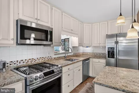 2225 E Helms Mnr, Ogden, PA 19061 photo 11