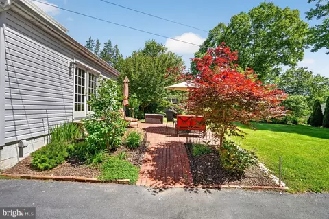 2225 E Helms Mnr, Ogden, PA 19061 photo 38