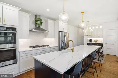 Kitchen - 93 Saxer Ave, Springfield, PA 19064 photo 4 of 5