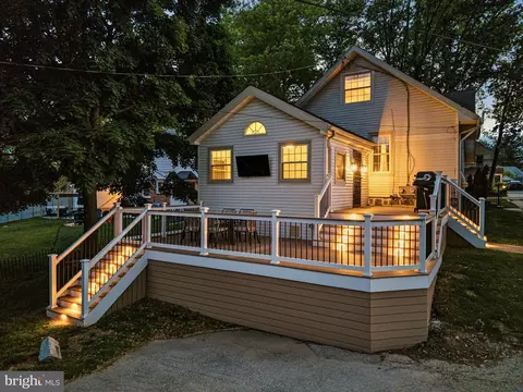 Exterior - 93 Saxer Ave, Springfield, PA 19064 photo 10 of 20