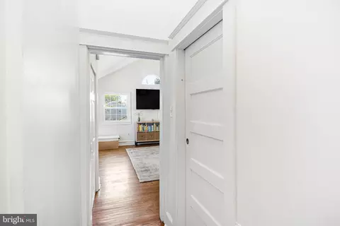 Entry Way - 93 Saxer Ave, Springfield, PA 19064 photo 2 of 5