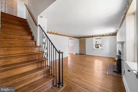 Entry Way - 649 Andrew Rd, Springfield, PA 19064 photo 1 of 3