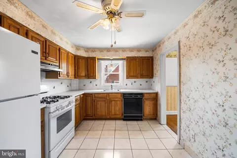 Kitchen - 649 Andrew Rd, Springfield, PA 19064 photo 3 of 3