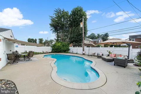 Exterior - 649 Andrew Rd, Springfield, PA 19064 photo 8 of 12