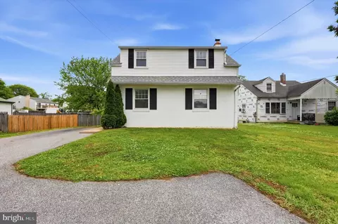 3007 Naamans Creek Rd, Ogden, PA 19061