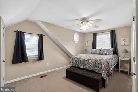 Bedroom - 405 Blakeley Rd, Wallingford, PA 19086 photo 2 of 3