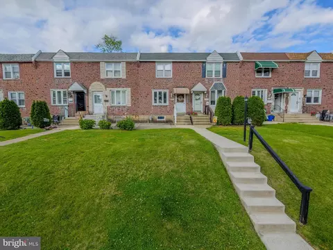 1075 Brookwood Ln, Glenolden, PA 19036