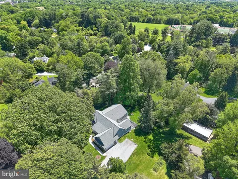 View/Area - 10 E Brookhaven Rd, Wallingford, PA 19086 photo 6 of 8