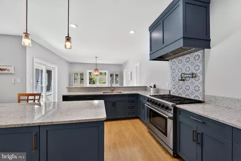 Kitchen - 10 E Brookhaven Rd, Wallingford, PA 19086 photo 2 of 3