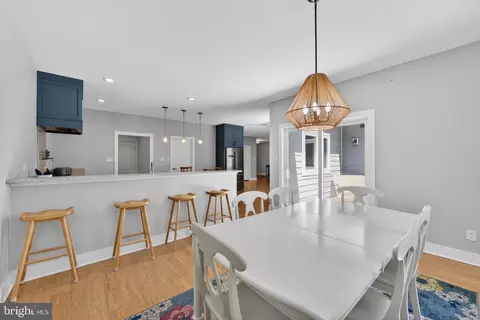 Dining - 10 E Brookhaven Rd, Wallingford, PA 19086 photo 1 of 2