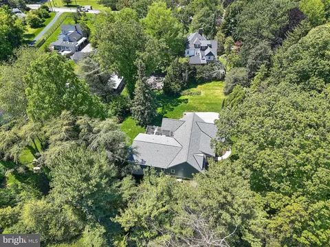 View/Area - 10 E Brookhaven Rd, Wallingford, PA 19086 photo 3 of 8