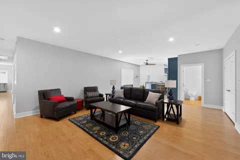 Living - 10 E Brookhaven Rd, Wallingford, PA 19086 photo 1 of 1