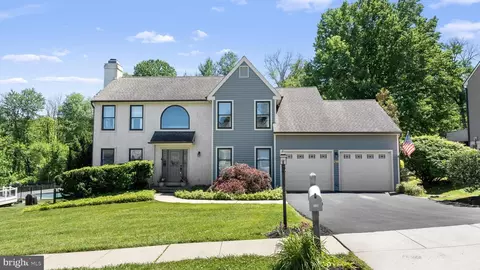 216 County Claire Ln, Aston, PA 19014