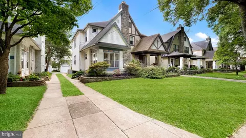 271 Ballymore Rd, Springfield, PA 19064