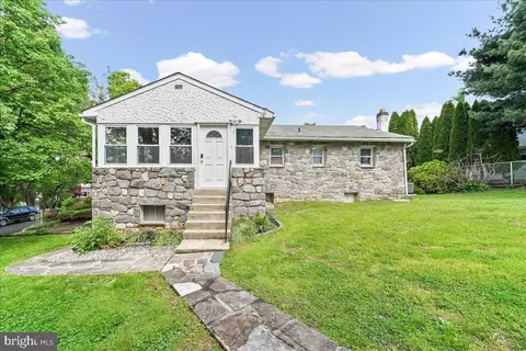 Exterior - 1359 Peach St, Boothwyn, PA 19061 photo 6 of 8