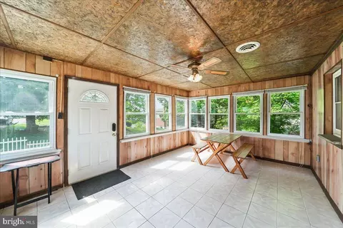 Exterior - 1359 Peach St, Boothwyn, PA 19061 photo 2 of 8