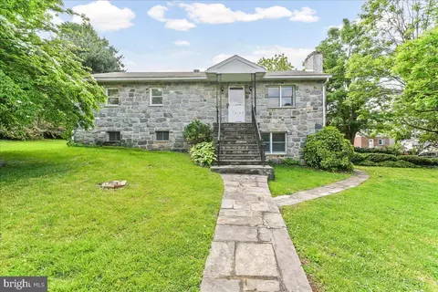 Exterior - 1359 Peach St, Boothwyn, PA 19061 photo 3 of 8
