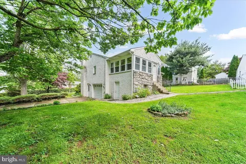 Exterior - 1359 Peach St, Boothwyn, PA 19061 photo 7 of 8