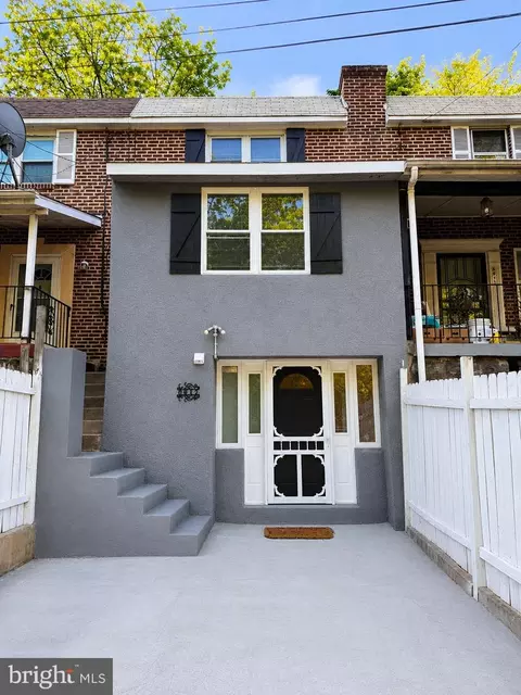 6617 Church Ln, Darby, PA 19082