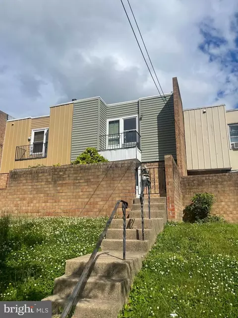 1348 W 7th St, Chester, PA 19013