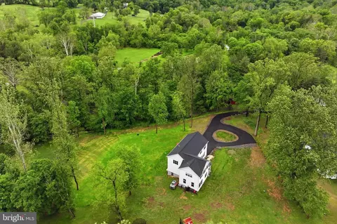 120 Ivy Mills Rd, Glen Mills, PA 19342