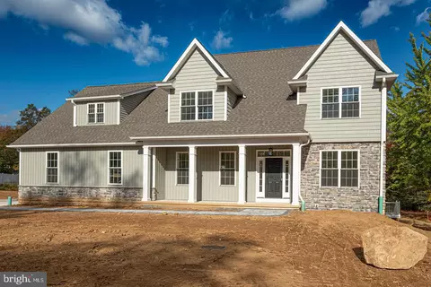 257 Glen Mills Rd #D, Glen Mills, PA 19342