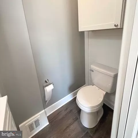Bath - 5 3rd St, Brookhaven, PA 19015 photo 1 of 2