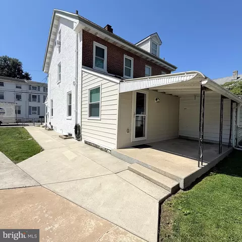 Exterior - 5 3rd St, Brookhaven, PA 19015 photo 10 of 12