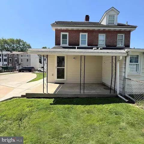 Exterior - 5 3rd St, Brookhaven, PA 19015 photo 11 of 12