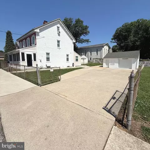 Exterior - 5 3rd St, Brookhaven, PA 19015 photo 1 of 12
