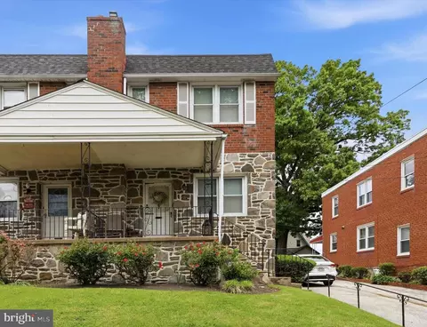 422 Eagle Rd, Havertown, PA 19083