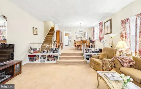 Living - 422 Eagle Rd, Havertown, PA 19083 photo 1 of 2
