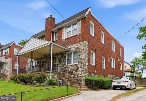 Exterior - 422 Eagle Rd, Havertown, PA 19083 photo 2 of 4