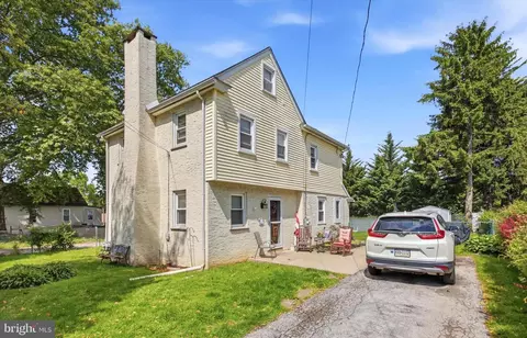 210 3rd Ave, Newtown Square, PA 19073