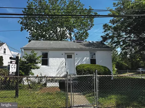 1022 Lawnton Ter, Glenolden, PA 19036