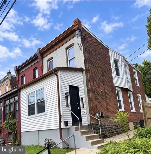 236 Mill St, Darby, PA 19023